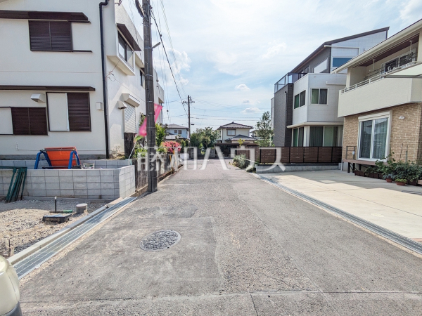 接道状況および現場風景 【春日井市高森台5丁目】 接道状況および現場風景 【春日井市高森台5丁目】