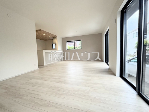 1号棟 リビング 【東村山市恩多町3丁目】