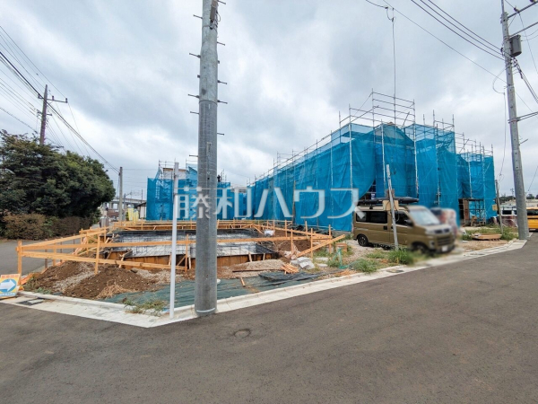 現場風景 【清瀬市下宿2丁目】 ここに住む方を想像して、着々と建築しております! 現場風景 【清瀬市下宿2丁目】 ここに住む方を想像して、着々と建築しております!