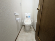 ≪トイレ≫温水洗浄便機能付きトイレで清潔にご使用いただけます。 【稲城市平尾2丁目】 ≪トイレ≫温水洗浄便機能付きトイレで清潔にご使用いただけます。 【稲城市平尾2丁目】