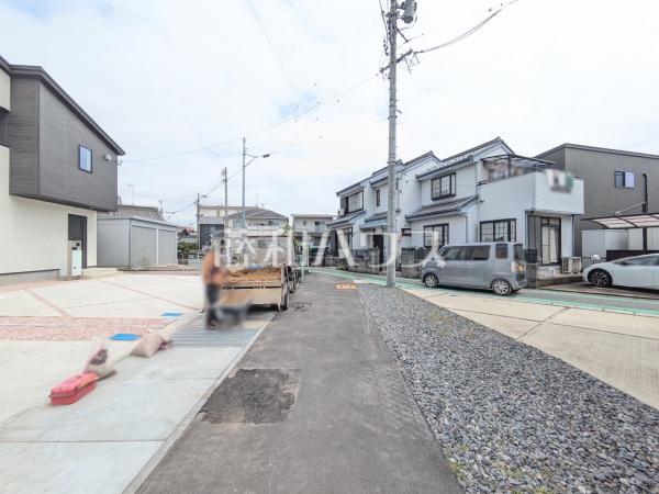 接道状況および現場風景 【岩倉市本町南新溝廻間】 接道状況および現場風景 【岩倉市本町南新溝廻間】