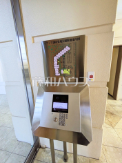 防犯設備 【ソフィア調布染地公園】安心のオートロック付きマンション。日々の安全を守ります。 防犯設備 【ソフィア調布染地公園】安心のオートロック付きマンション。日々の安全を守ります。