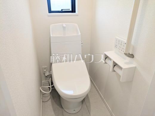 F号棟 トイレ 【府中市南町6丁目】