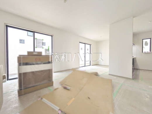 G号棟 リビング 【府中市南町6丁目】