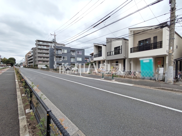 接道状況および現場風景 【練馬区南大泉1丁目】 接道状況および現場風景 【練馬区南大泉1丁目】