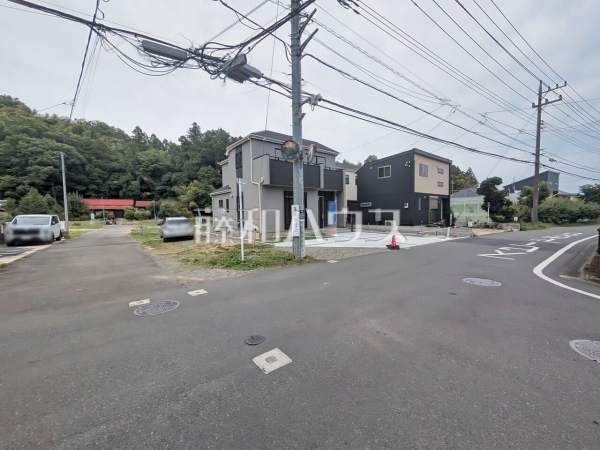 接道状況および現場風景 【八王子市西寺方町】 接道状況および現場風景 【八王子市西寺方町】