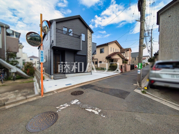 接道状況および現場風景 【東村山市青葉町3丁目】 接道状況および現場風景 【東村山市青葉町3丁目】
