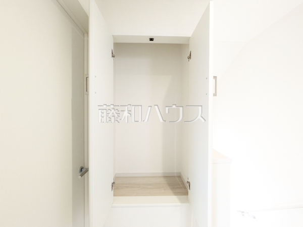 1号棟 収納 【東村山市青葉町3丁目】 1号棟 収納 【東村山市青葉町3丁目】