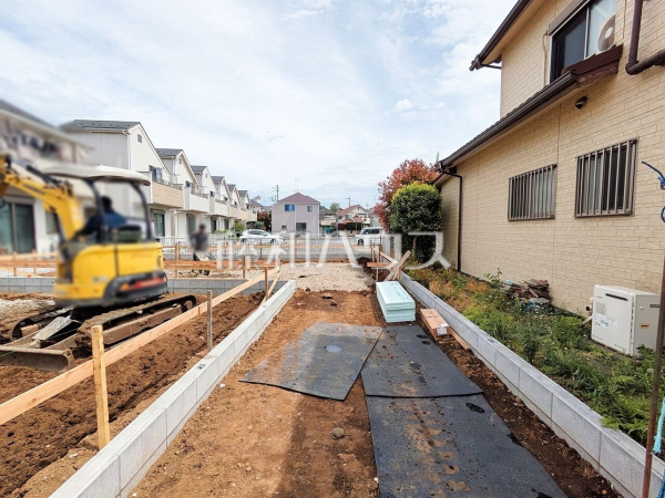 2号棟 現地写真 【東村山市青葉町3丁目】 物件の事、諸費用の事など、小さな疑問もお気軽にご連絡・ご相談下さい。 2号棟 現地写真 【東村山市青葉町3丁目】 物件の事、諸費用の事など、小さな疑問もお気軽にご連絡・ご相談下さい。