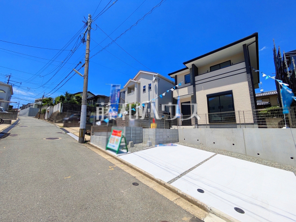 接道状況および現場風景 【福岡市東区美和台3丁目】 接道状況および現場風景 【福岡市東区美和台3丁目】