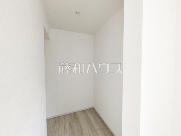 2号棟 ウォークインクローゼット 【福岡市中央区輝国2丁目】 2号棟 ウォークインクローゼット 【福岡市中央区輝国2丁目】
