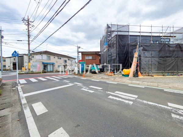 接道状況および現場風景 【所沢市大字久米】 接道状況および現場風景 【所沢市大字久米】