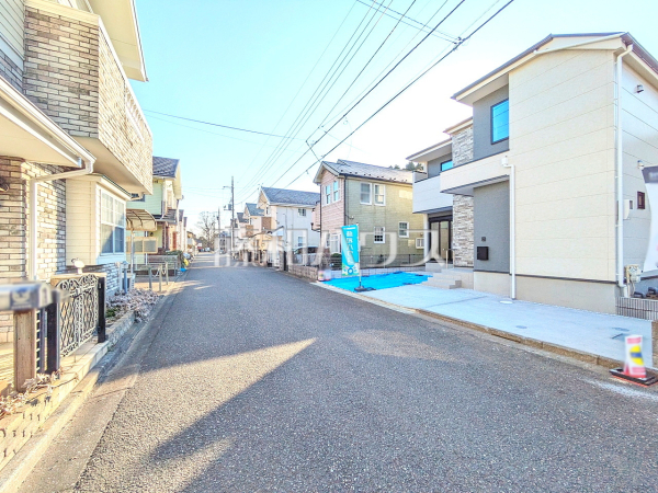 接道状況および現場風景 【小平市小川町1丁目】 接道状況および現場風景 【小平市小川町1丁目】