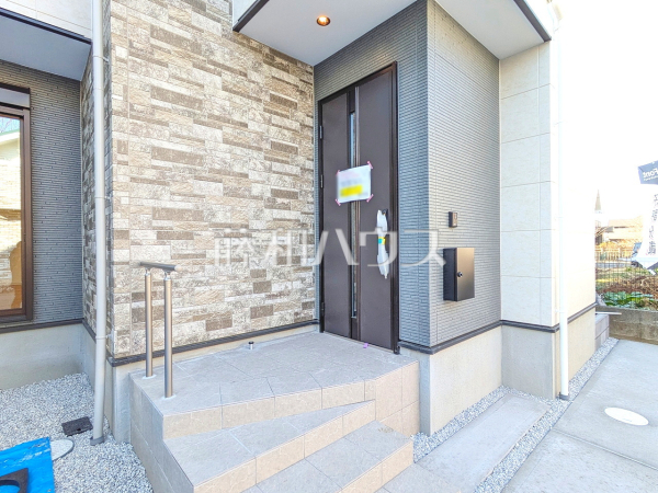 玄関 【小平市小川町1丁目】 玄関 【小平市小川町1丁目】