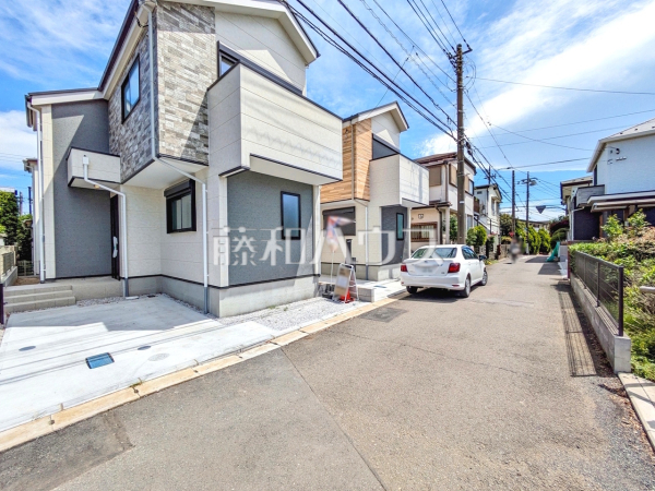 1号棟 接道状況および現場風景 【小金井市緑町3丁目】 1号棟 接道状況および現場風景 【小金井市緑町3丁目】
