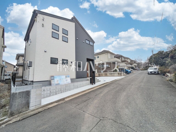 接道状況および現場風景 【八王子市久保山町2丁目】 接道状況および現場風景 【八王子市久保山町2丁目】