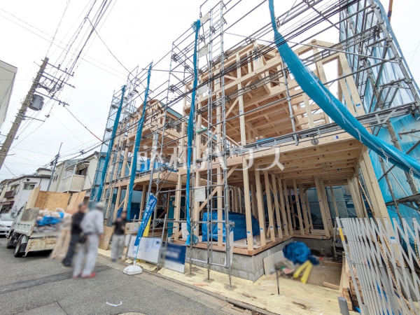 現場風景 建物のプレゼンをさせていただきますので、実際の完成イメージを思い描いていただくことができます。お気軽にお問合せ下さい。 【板橋区富士見町】 現場風景 建物のプレゼンをさせていただきますので、実際の完成イメージを思い描いていただくことができます。お気軽にお問合せ下さい。 【板橋区富士見町】