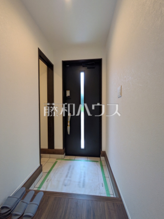 玄関ホール 【新座市栄2丁目】 玄関ホール 【新座市栄2丁目】