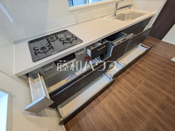 キッチンスライド収納 【新座市栄2丁目】 キッチンスライド収納 【新座市栄2丁目】