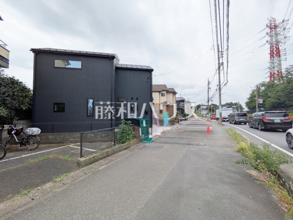 接道状況および現場風景 【新座市栄2丁目】 接道状況および現場風景 【新座市栄2丁目】