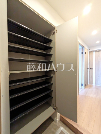 玄関収納 【モアコート志木】 玄関収納 【モアコート志木】