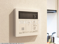 浴室給湯リモコン 【モアコート志木】追焚き機能付きなので、生活時間の違う家族に便利です。 浴室給湯リモコン 【モアコート志木】追焚き機能付きなので、生活時間の違う家族に便利です。