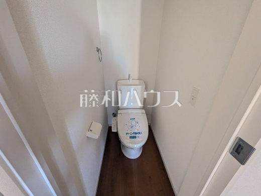 トイレ 【春日井市関田町2丁目】