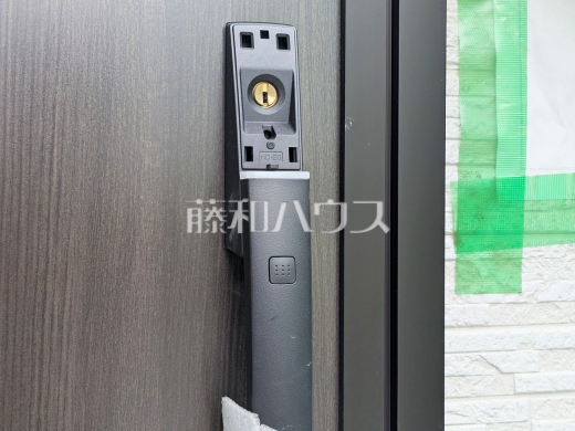 3号棟 スマートキー 【朝霞市膝折町2丁目】 日々の生活を豊かに、暮らしを心地良くする先進の設備