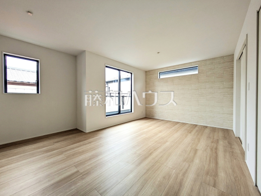 3号棟 リビング 【朝霞市膝折町2丁目】