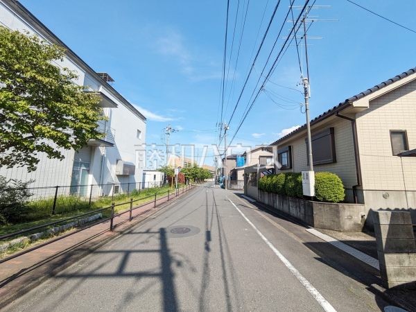 接道状況および現場風景 【八王子市元本郷町4丁目】 接道状況および現場風景 【八王子市元本郷町4丁目】
