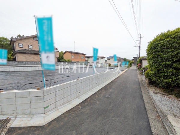 接道状況および現場風景 【東大和市芋窪2丁目】 接道状況および現場風景 【東大和市芋窪2丁目】