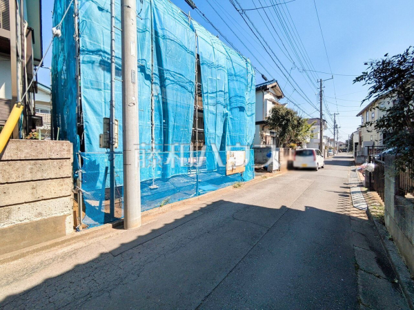 接道状況および現場風景【東久留米市小山4丁目】 周辺環境はもちろん日当たりや設備仕様など実際に行ってみないと分からないことも多くございます。営業担当がご案内いたしますので、お気軽にお問い合わせください 接道状況および現場風景【東久留米市小山4丁目】 周辺環境はもちろん日当たりや設備仕様など実際に行ってみないと分からないことも多くございます。営業担当がご案内いたしますので、お気軽にお問い合わせください