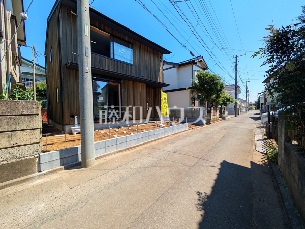 接道状況および現場風景 【東久留米市小山4丁目】 接道状況および現場風景 【東久留米市小山4丁目】