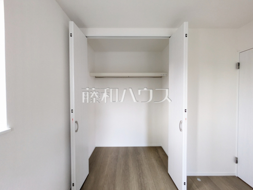 A号棟 収納 【府中市日新町3丁目】
