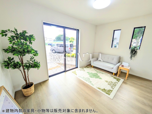 F号棟 リビング 【府中市日新町3丁目】