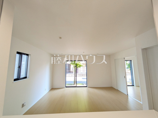 L号棟 リビング 【府中市日新町3丁目】