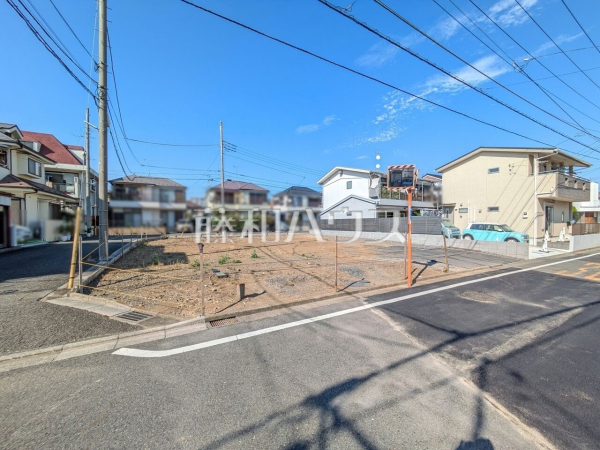 現場風景【武蔵村山市大南2丁目】 物件の事、諸費用の事など、小さな疑問もお気軽にご連絡・ご相談下さい。 現場風景【武蔵村山市大南2丁目】 物件の事、諸費用の事など、小さな疑問もお気軽にご連絡・ご相談下さい。