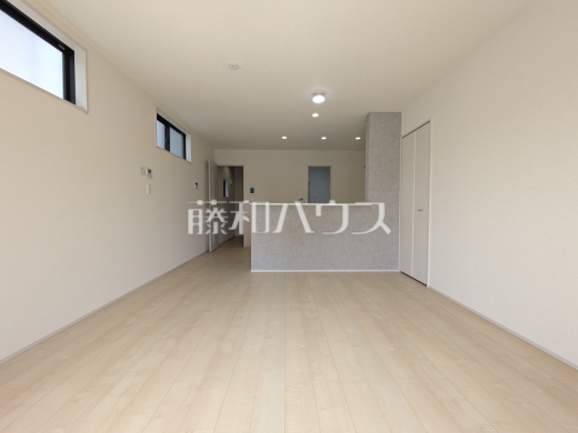 2号棟 リビング 【府中市若松町3丁目】