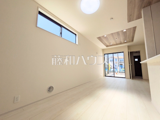 3号棟 リビング 【府中市若松町3丁目】