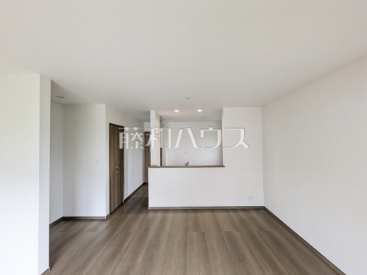 C号棟 リビング 【八王子市弐分方町】