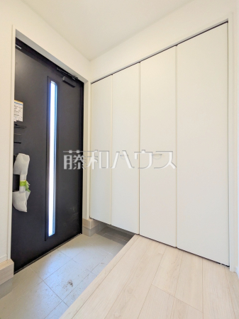 1号棟 玄関ホール 【八王子市元八王子町2丁目】 1号棟 玄関ホール 【八王子市元八王子町2丁目】