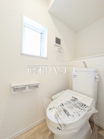 1号棟 トイレ 【八王子市元八王子町2丁目】 1号棟 トイレ 【八王子市元八王子町2丁目】