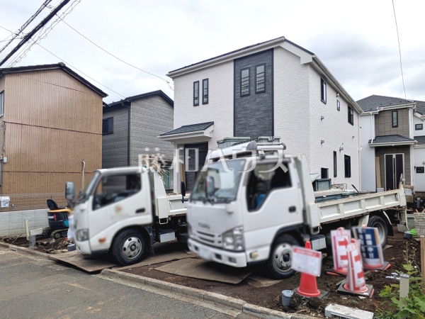 現場風景 【三鷹市新川1丁目】 現場風景 【三鷹市新川1丁目】