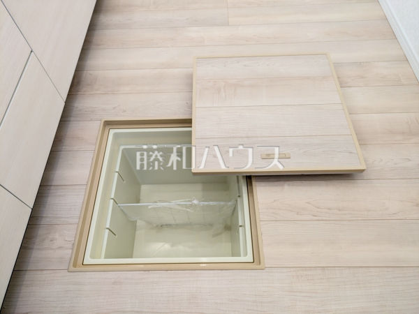 4号棟 キッチンの床下収納 【八王子市元八王子町2丁目】 4号棟 キッチンの床下収納 【八王子市元八王子町2丁目】