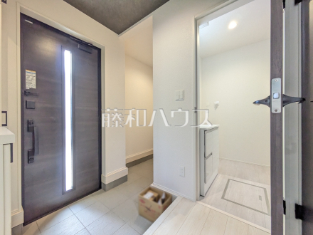 2号棟 玄関 【小平市小川東町1丁目】/撮影日2026/07/31