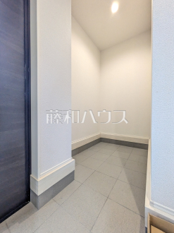 2号棟 シューズインクローゼット 【小平市小川東町1丁目】/撮影日2026/07/31