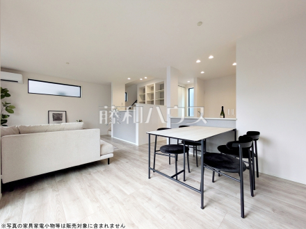 2号棟 リビング 【立川市錦町6丁目】/撮影日2026/08/23