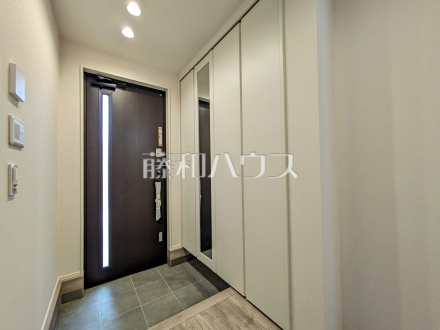 9号棟 玄関 【立川市錦町6丁目】/撮影日2026/07/28