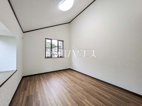 居室 【八王子市石川町】ゆったり全室6帖以上の4LDK! 居室 【八王子市石川町】ゆったり全室6帖以上の4LDK!