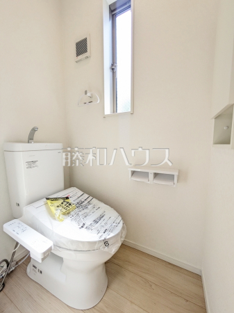 きれいでさわやか、ウォシュレット付きトイレ 【練馬区大泉学園町2丁目】 きれいでさわやか、ウォシュレット付きトイレ 【練馬区大泉学園町2丁目】